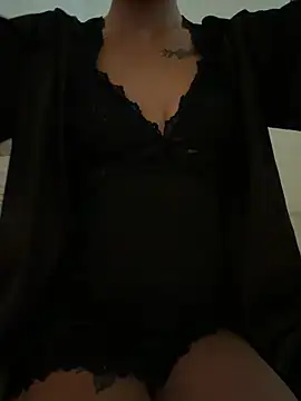 Snapshot of SexxyLexxy699 chatting on August 2026 07:32:02 AM SexxyLexxy699 online show from August 2026 07:32:02 AM