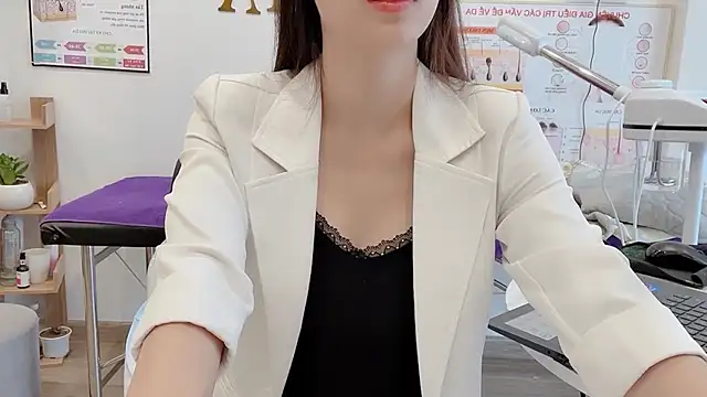 Snapshot of Katy_Bae chatting on November 2025 04:45:02 AM Katy Bae online show from November 2025 04:45:02 AM