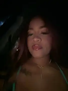 Snapshot of riri_brunnete chatting on July 2026 04:37:01 AM riri brunnete online show from July 2026 04:37:01 AM