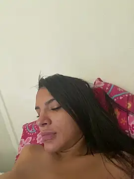 Snapshot of Cleolaurent chatting on July 2026 04:05:02 PM Cleolaurent online show from July 2026 04:05:02 PM