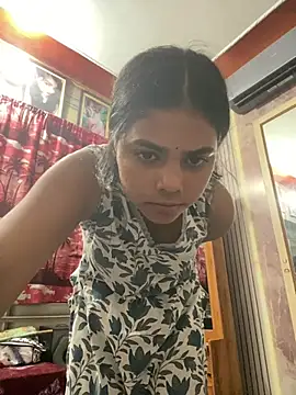 Snapshot of Hye_Dipikaa chatting on July 2026 01:32:02 PM Hye Dipikaa online show from July 2026 01:32:02 PM
