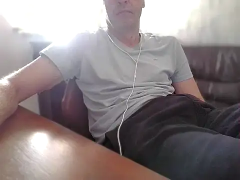 Snapshot of trebor600 chatting on April 2026 07:20:01 AM trebor600 online show from April 2026 07:20:01 AM