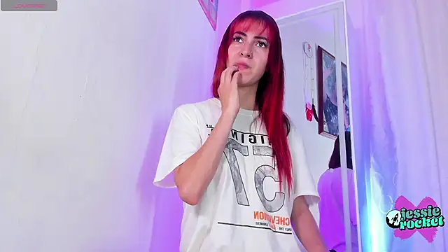 jessierocketx online show from November 2025 12:46:02 AM