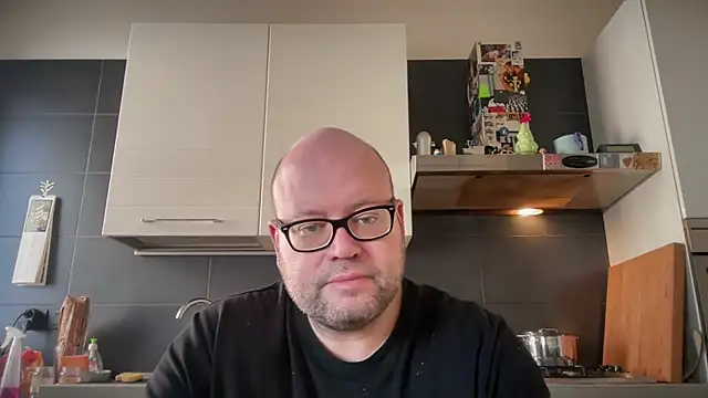 theitalianbear online show from December 2024 12:23:02 PM