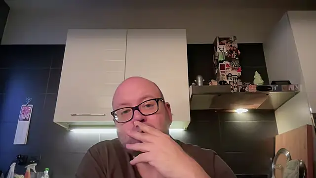 Snapshot of theitalianbear chatting on May 2026 03:55:02 AM theitalianbear online show from May 2026 03:55:02 AM
