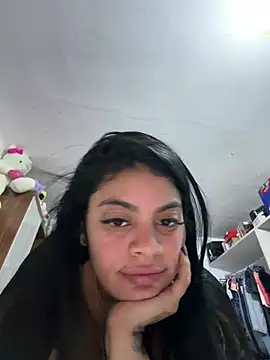 Snapshot of sophi2101 chatting on July 2026 05:43:02 PM sophi2101 online show from July 2026 05:43:02 PM