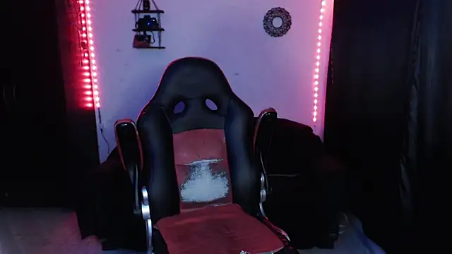 april simons2 online show from January 2025 10:19:01 AM