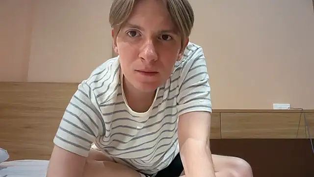 Snapshot of cinnamonmood chatting on August 2026 07:34:02 PM cinnamonmood online show from August 2026 07:34:02 PM