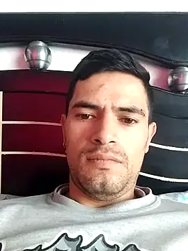 Snapshot of miguel93angel chatting on July 2026 01:32:01 PM miguel93angel online show from July 2026 01:32:01 PM