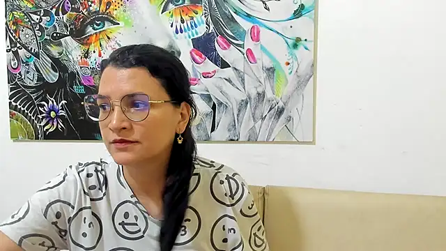 Snapshot of MARILYN_GARCIA chatting on March 2026 01:43:02 AM MARILYN GARCIA online show from March 2026 01:43:02 AM