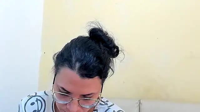 Snapshot of MARILYN_GARCIA chatting on March 2026 05:57:02 PM MARILYN GARCIA online show from March 2026 05:57:02 PM