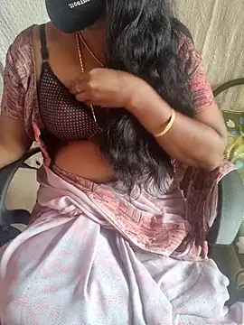 Snapshot of Tamil_Roja88 chatting on August 2026 06:15:02 AM Tamil Roja88 online show from August 2026 06:15:02 AM