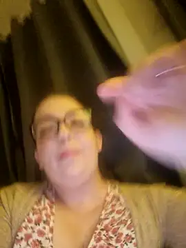 Snapshot of Elegant-Faye36 chatting on August 2026 09:50:02 PM Elegant-Faye36 online show from August 2026 09:50:02 PM