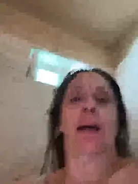 TYYGueraaa77 online show from August 2026 10:23:02 PM
