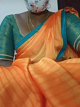 Snapshot of Vasugitamil93 chatting on August 2026 06:21:02 PM Vasugitamil93 online show from August 2026 06:21:02 PM