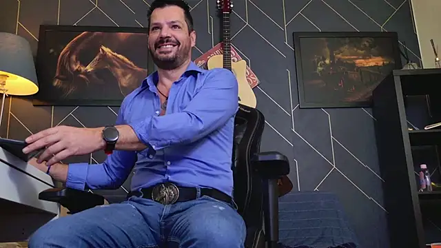 ChrisKox online show from October 2025 04:37:01 AM