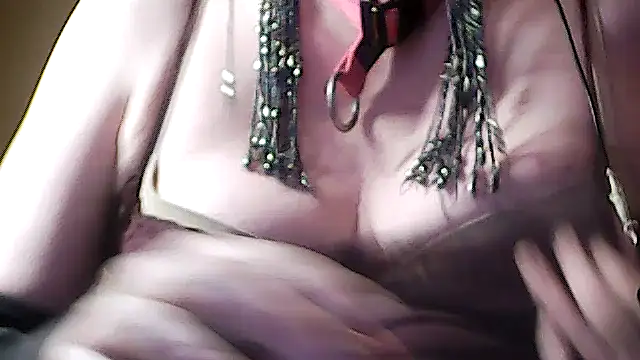 Snapshot of sissy_sarah chatting on December 2025 10:20:02 AM sissy sarah online show from December 2025 10:20:02 AM