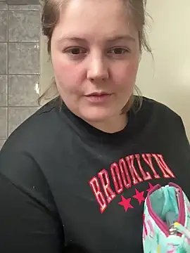 Snapshot of BootyLola chatting on February 2025 02:37:01 PM BootyLola online show from February 2025 02:37:01 PM