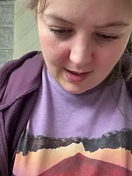 Snapshot of BootyLola chatting on February 2025 03:15:02 PM BootyLola online show from February 2025 03:15:02 PM