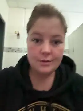 Snapshot of BootyLola chatting on September 2025 08:05:02 AM BootyLola online show from September 2025 08:05:02 AM