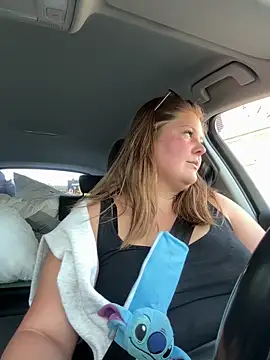 Snapshot of BootyLola chatting on October 2025 01:29:02 PM BootyLola online show from October 2025 01:29:02 PM