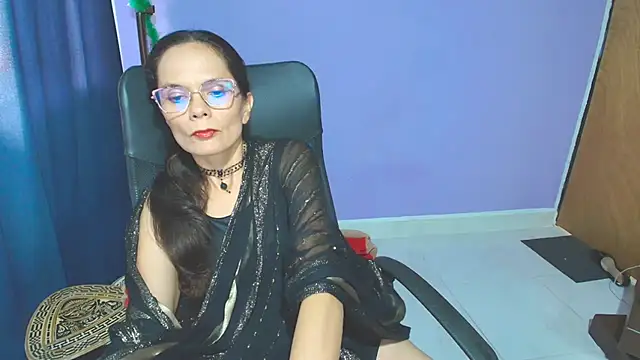 Nattyslave4U online show from April 2026 08:58:01 PM