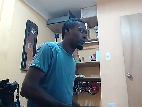 kurtbigcock online show from October 2025 05:53:01 PM