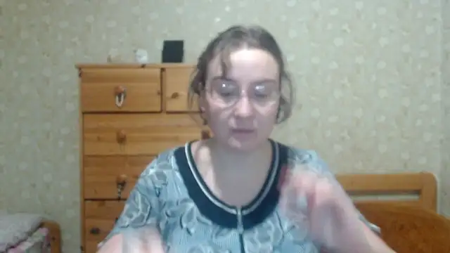 Smart Rose online show from March 2026 09:32:02 PM