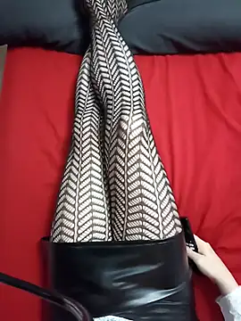 JulietteMaitresse online show from November 2025 07:58:01 PM