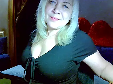 AgoniA7 online show from March 2026 04:22:02 PM