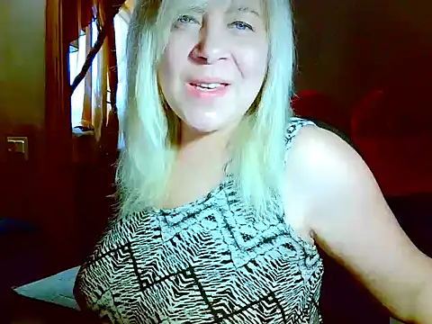 AgoniA7 online show from May 2026 06:43:02 AM