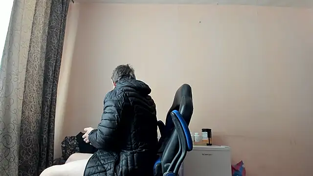 SanFrantsisko online show from February 2026 10:01:02 AM