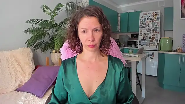 Snapshot of ChristinaGlory chatting on May 2026 02:55:01 PM ChristinaGlory online show from May 2026 02:55:01 PM