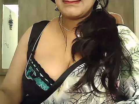 Spandana Sweety online show from February 2026 06:40:02 AM