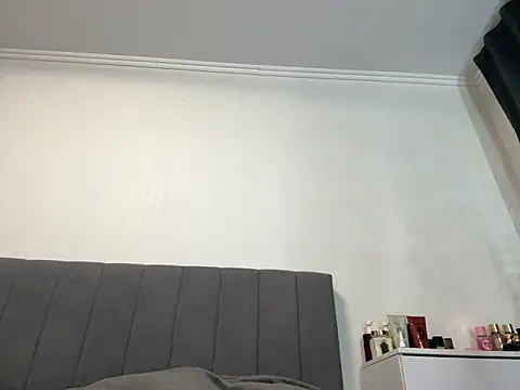 Blondeqlove online show from February 2025 06:38:01 PM