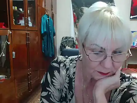 Snapshot of JenaCheim chatting on December 2024 06:52:01 AM JenaCheim online show from December 2024 06:52:01 AM