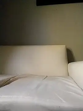 Snapshot of E_f chatting on November 2025 12:28:02 PM E f online show from November 2025 12:28:02 PM