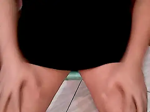 Snapshot of HottyLeciousCum chatting on March 2025 11:39:02 PM HottyLeciousCum online show from March 2025 11:39:02 PM