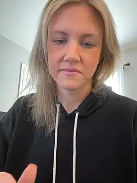 Kay Cakes online show from February 2026 05:02:02 PM