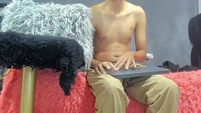 Snapshot of SandraGoldstein chatting on March 2026 01:12:01 AM SandraGoldstein online show from March 2026 01:12:01 AM