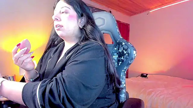 Snapshot of coraline_latin chatting on December 2024 09:33:01 PM coraline latin online show from December 2024 09:33:01 PM