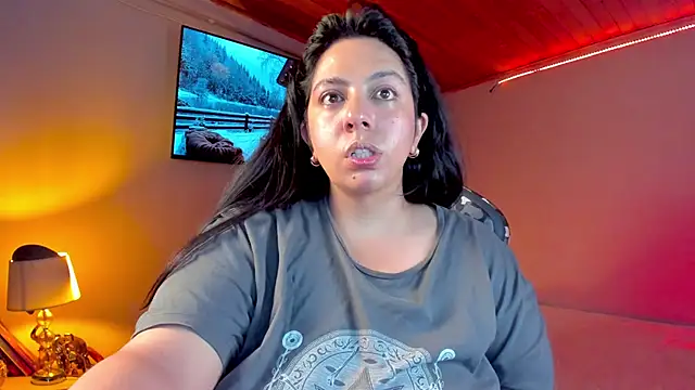 Snapshot of coraline_latin chatting on January 2025 11:27:01 PM coraline latin online show from January 2025 11:27:01 PM