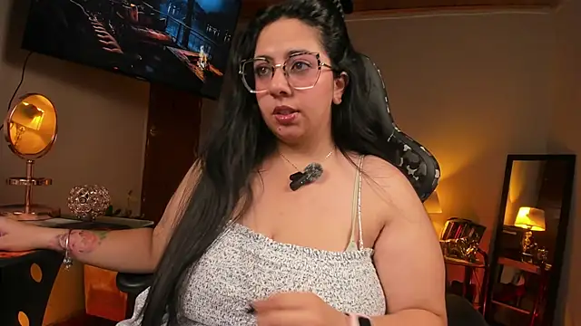 Snapshot of coraline_latin chatting on March 2025 01:32:02 AM coraline latin online show from March 2025 01:32:02 AM