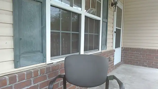 Snapshot of EnticingAaliyah chatting on April 2026 09:57:02 PM EnticingAaliyah online show from April 2026 09:57:02 PM