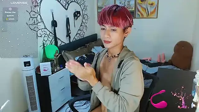 Snapshot of WildestTwink chatting on October 2025 06:05:02 PM WildestTwink online show from October 2025 06:05:02 PM