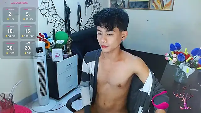 Snapshot of WildestTwink chatting on October 2025 06:57:02 PM WildestTwink online show from October 2025 06:57:02 PM