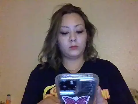 YOUNGFLICKA online show from November 2025 02:12:02 AM