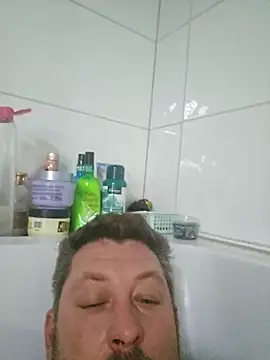 ktmtom247 online show from November 2025 07:21:01 PM