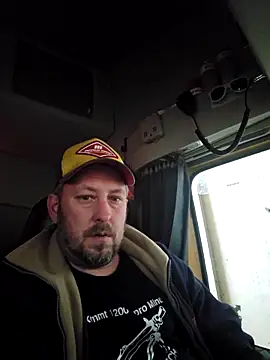 Snapshot of ktmtom247 chatting on April 2026 08:08:01 AM ktmtom247 online show from April 2026 08:08:01 AM