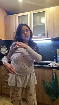 Snapshot of rposhta1991 chatting on February 2026 10:01:02 AM rposhta1991 online show from February 2026 10:01:02 AM